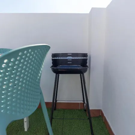 Apartamento Magnifico ático Terraza Con Vistas 2hab Ac *